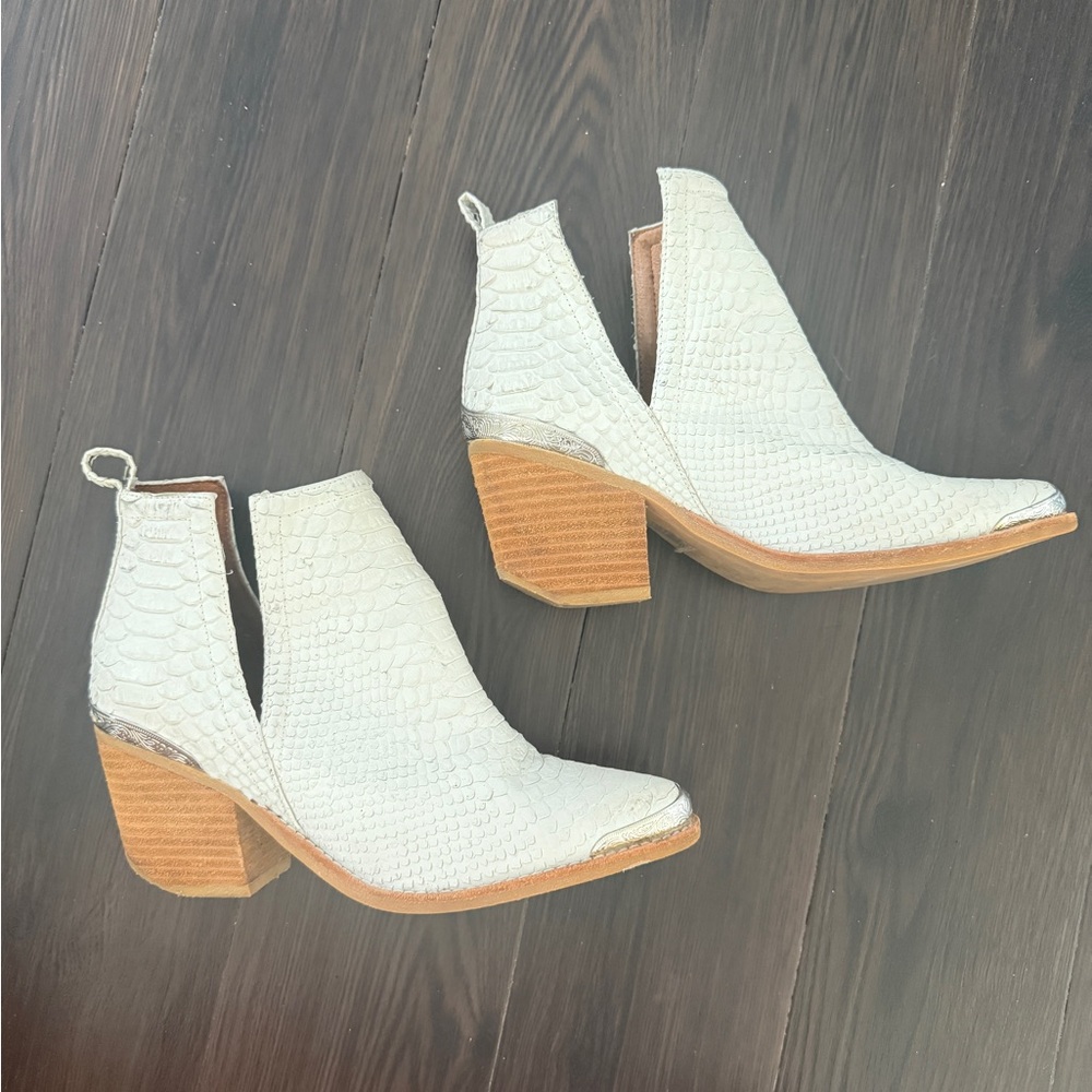 Jeffrey Campbell Western Ankle Booties